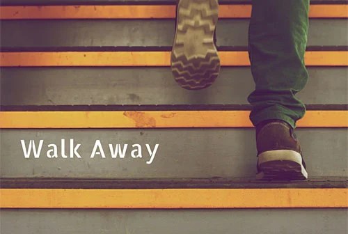 5-Blogs-WhenToSayNoToProjects-Walk-Away 5-Blogs-WhenToSayNoToProjects-Walk-Away